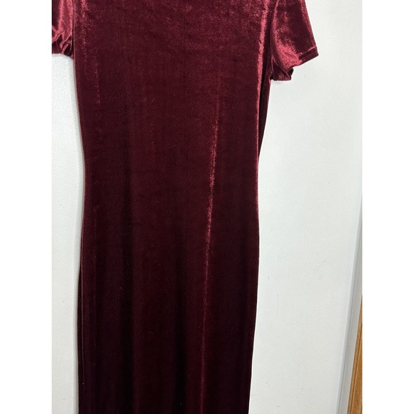 Sun Fire USA Deep Red Velvet Plush Short Sleeve Maxi Dress Sz Small - Picture 2 of 7